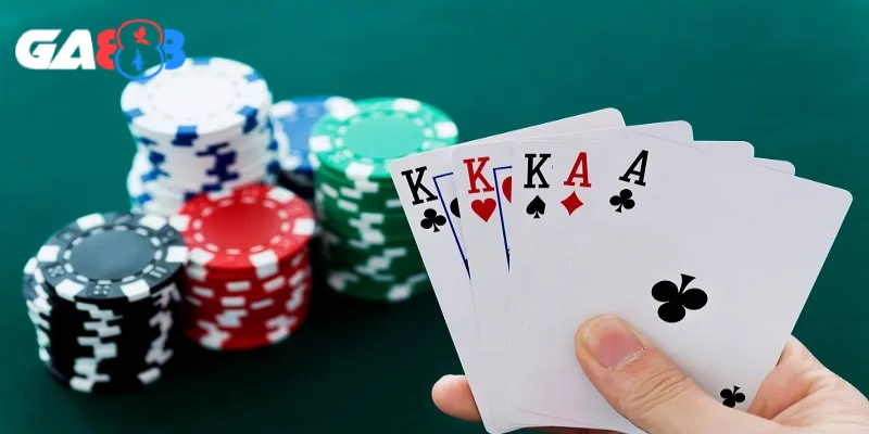 Cách chơi poker online: Hướng dẫn chi tiết từ cơ bản đến nâng cao